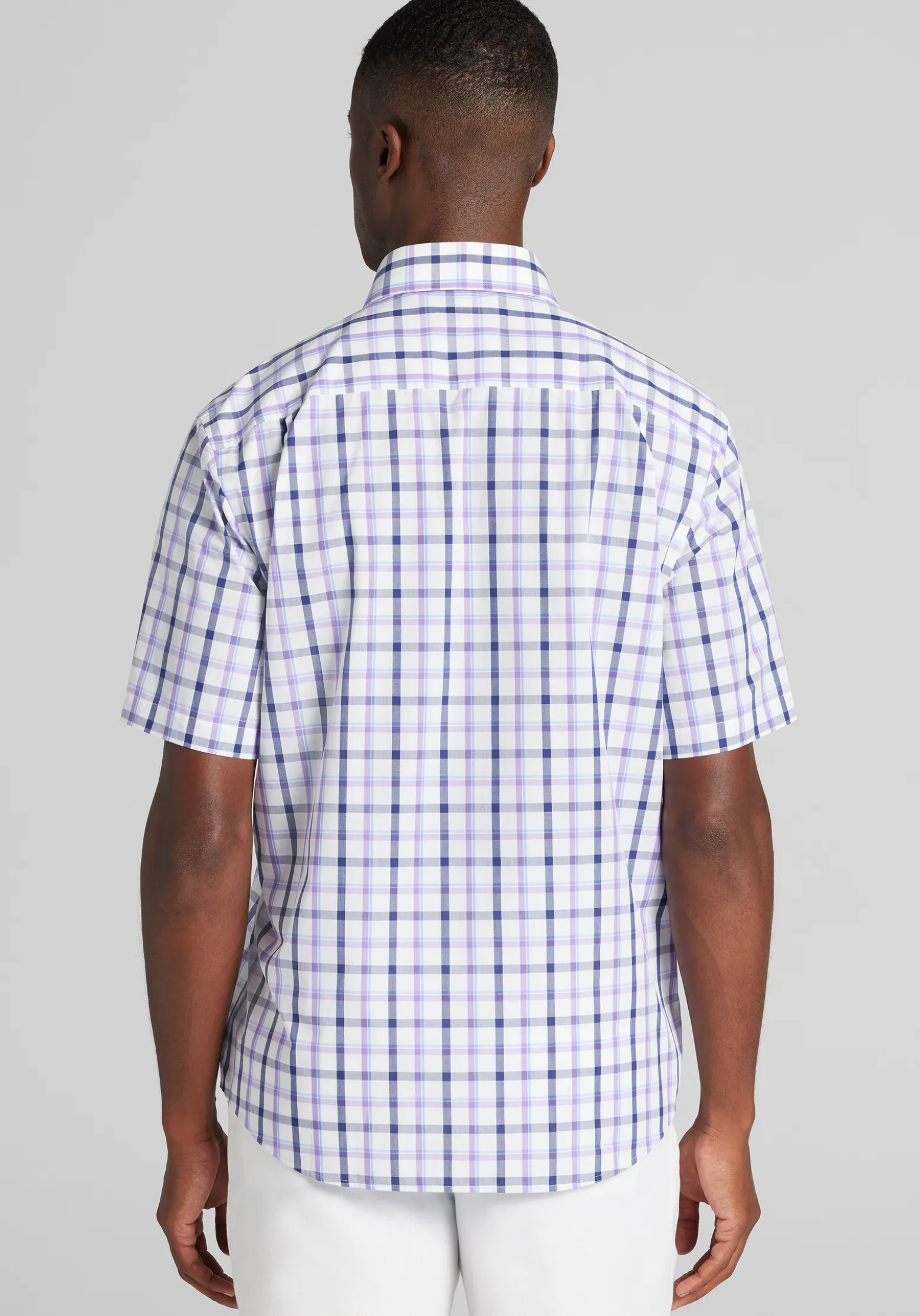 1905 Collection Tailored Fit Large Plaid Short Sleeve Button Up Shirt