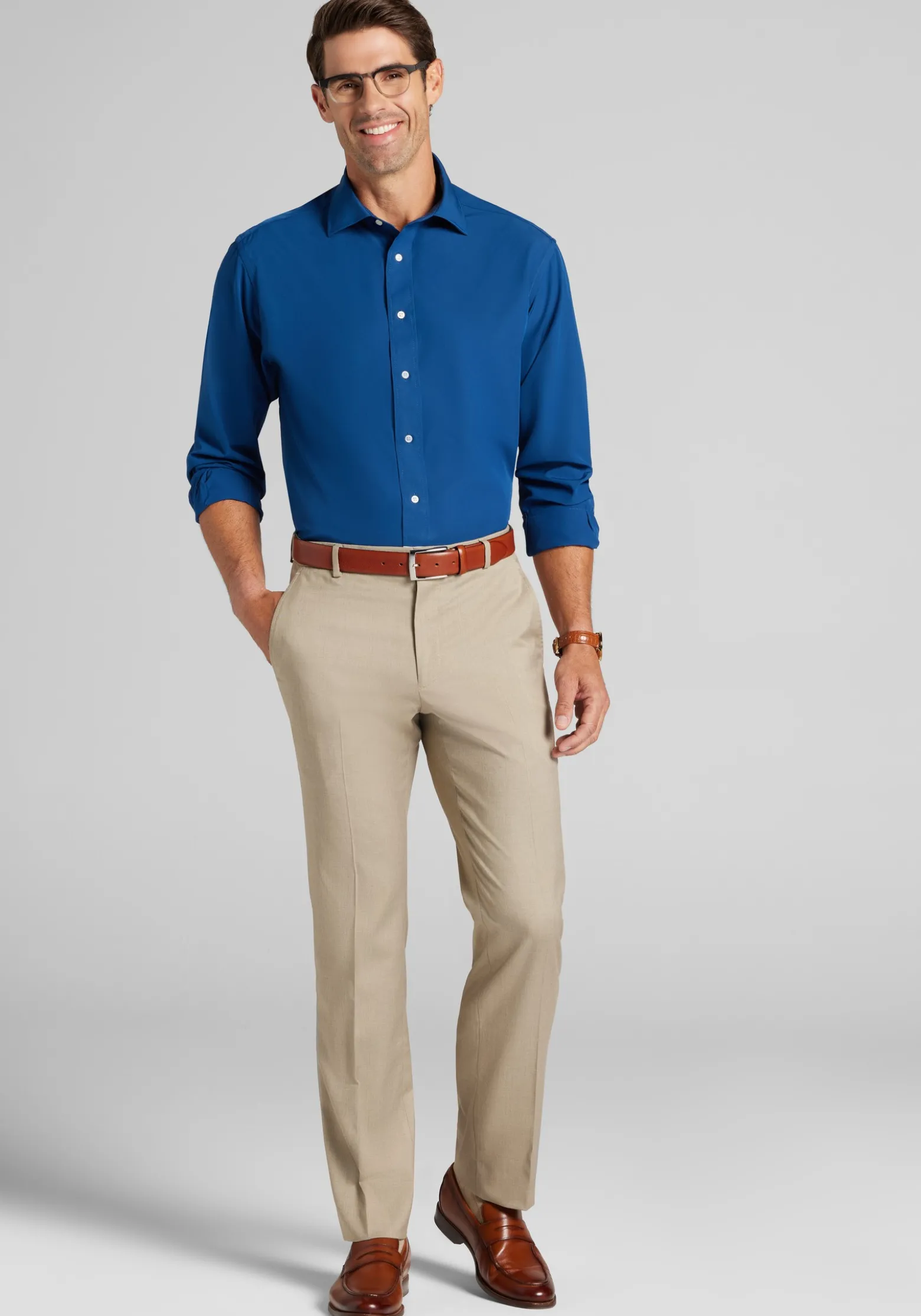 1905 Collection Traditional Fit Spread Collar Solid 4-Way Stretch Dress Shirt