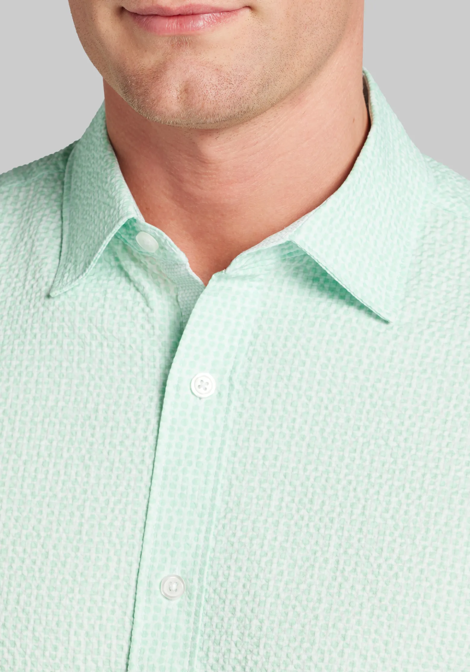 Con.Struct Slim Fit Solid Seersucker Short Sleeve Button Up Shirt