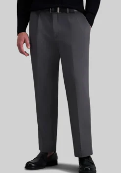 Haggar Classic Fit Iron-Free Premium Pleated Khaki Pants