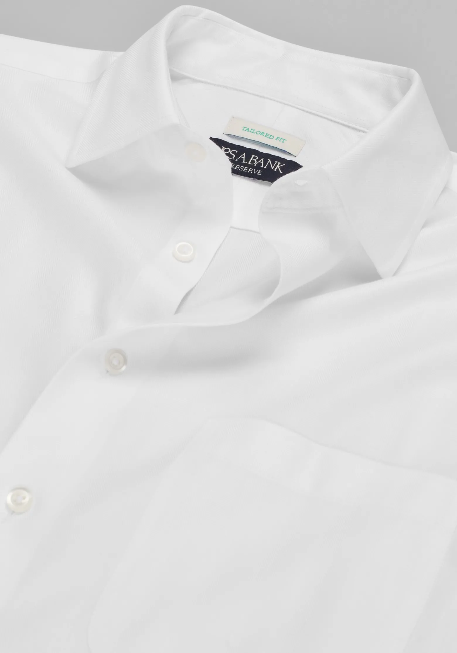 Reserve Collection Tailored Fit Spread Collar Herringbone Dress Shirt
