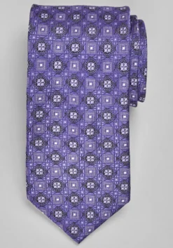 Traveler® Collection Medallion Tie