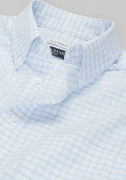 Traveler® Collection Traditional Fit Button-Down Collar Plaid Dress Shirt