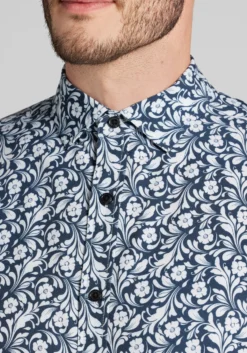 Traveler® COOLMOTION Traditional Fit Short Sleeve 4‑Way Stretch Button Up Shirt - Big & Tall