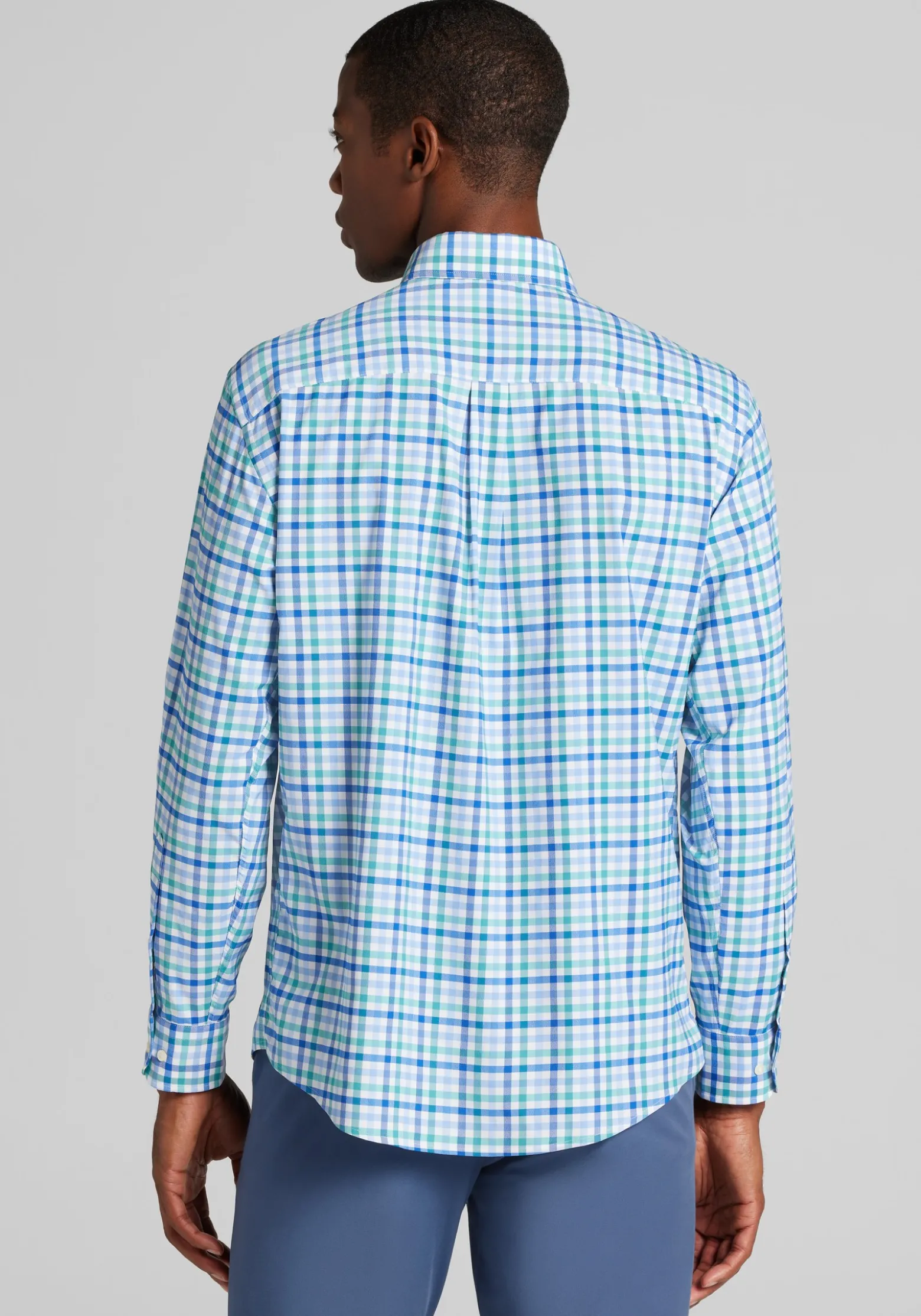 Traveler® Performance Tailored Fit Plaid Button Up Shirt